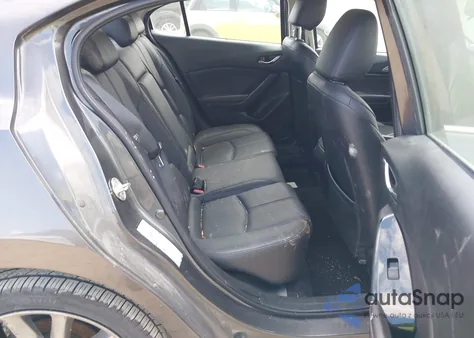 2018 Mazda 3 Touring from USA, damaged, VIN 3MZBN1V33JM185188